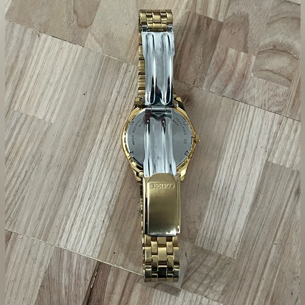 Seiko Vintage Men’s Watch Gold-Tone Dial Bracelet Markers Day Date Windows